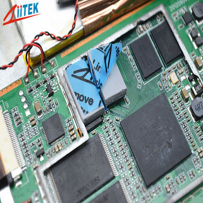 Силиконовый заполнитель теплового зазора с теплопроводностью 8,0 Вт, мягкий, сжимаемый и естественно липкий для между радиаторами и устройствами высокого напряжения